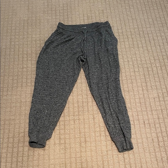 American Eagle Outfitters Gray Knit Lounge Joggers - Picture 2 of 6